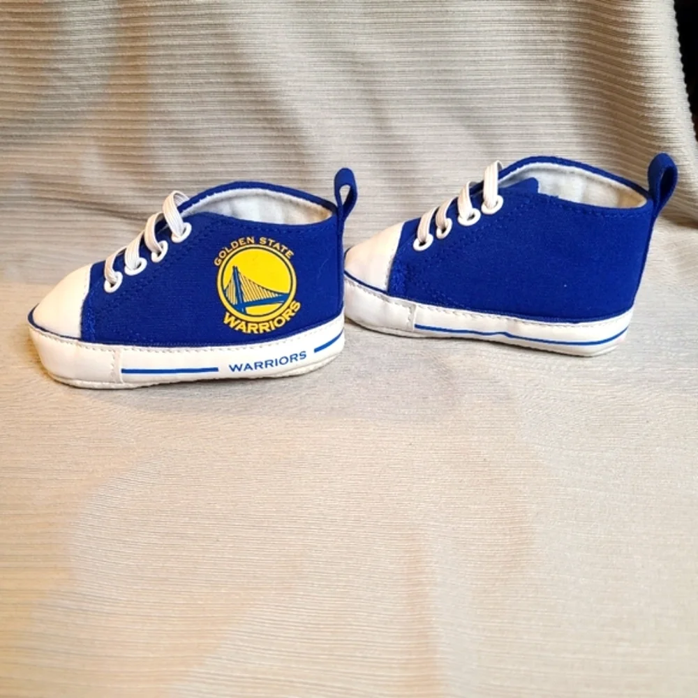 Baby Fanatics Warriors Crib Shoes